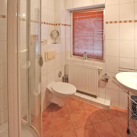 Apartmán Pet Friendly In Waren Mritz With Kitchen Waren (Mueritz)